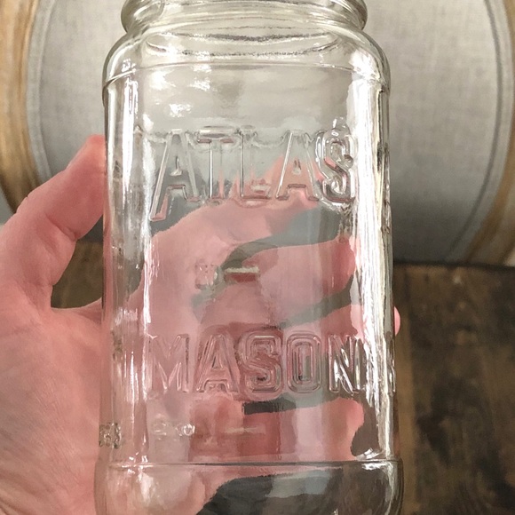 Tall ATLAS Mason Square Jars with Lids 20 oz Clear Glass - Picture 3 of 10